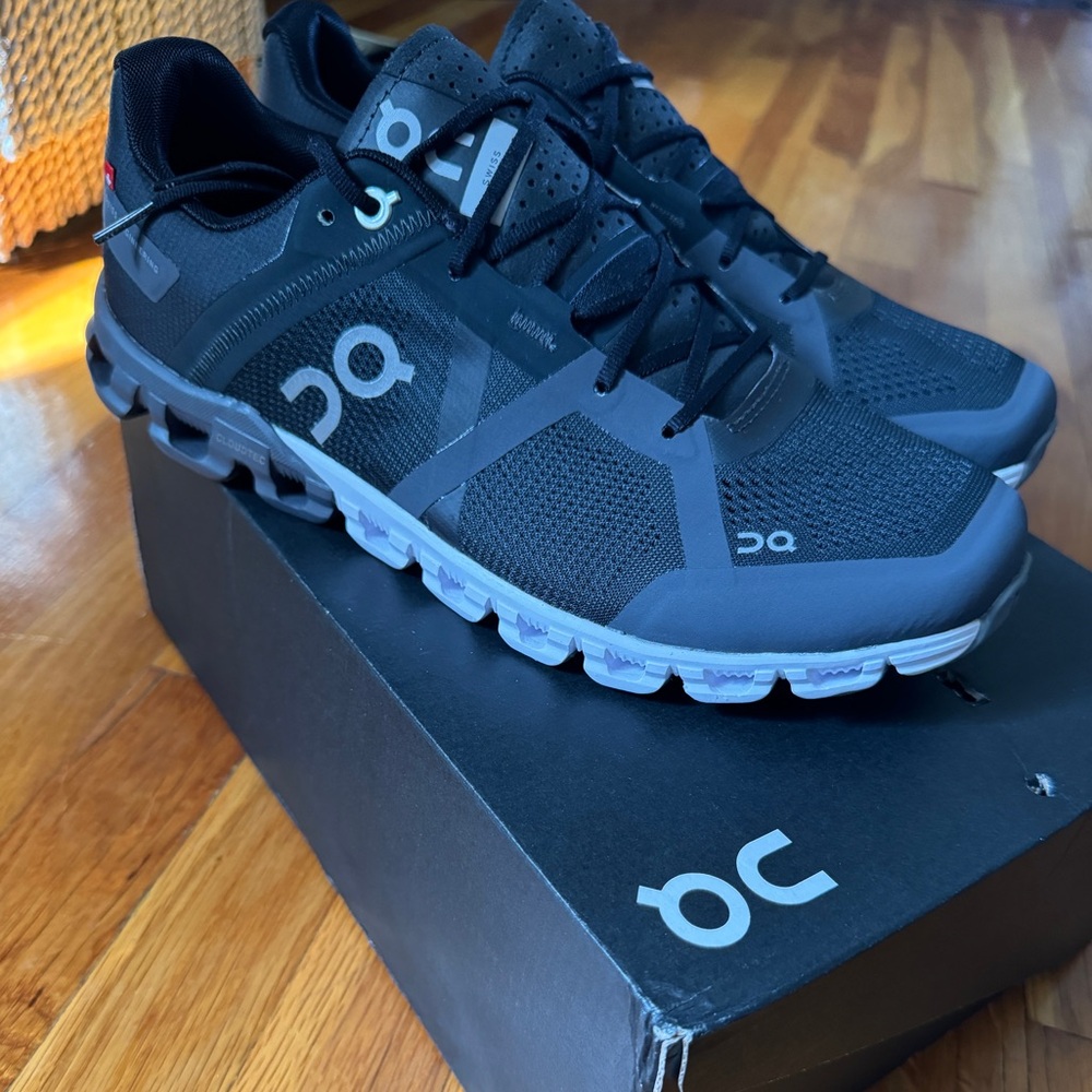On Run Clouds. Men’s Running shoes Size 9 NWT